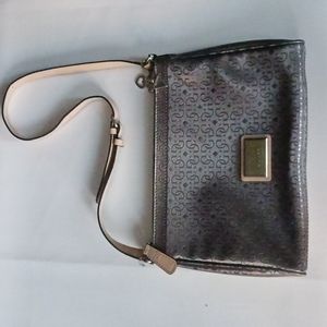 GUESS PURSE 👛